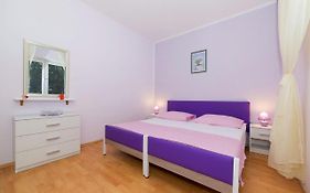 Beautiful Apartment In Center Of Trogir